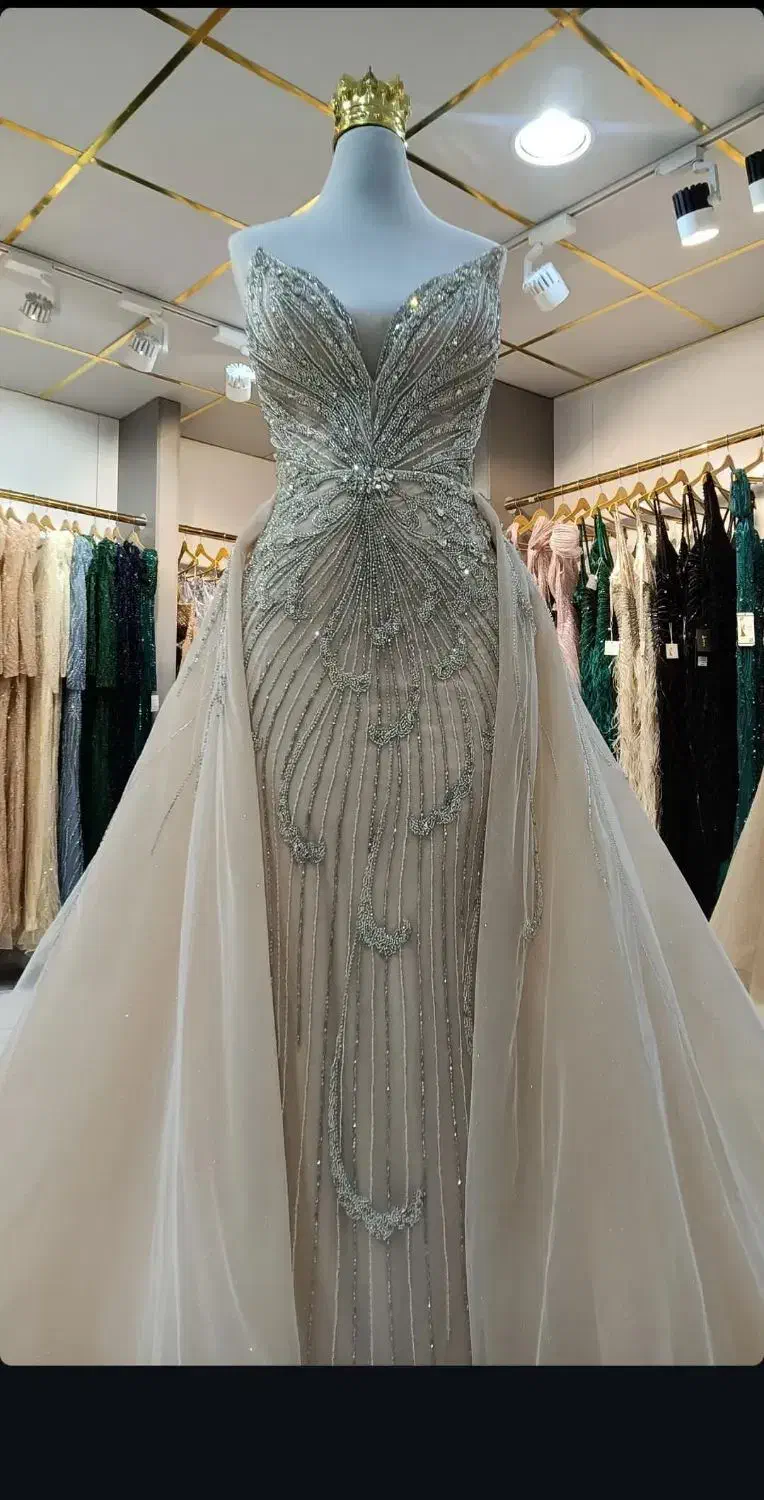 لباس مجلسی|لباس|ابریشم, |دیوار