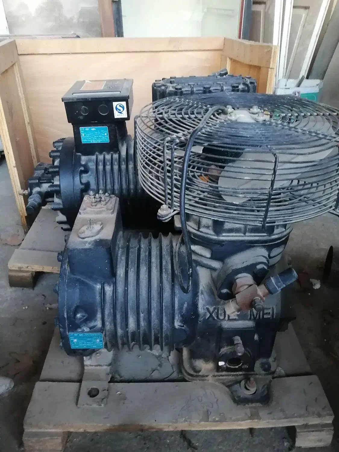 لوازم سردخانه|ماشینآلات صنعتی|جلین, |دیوار