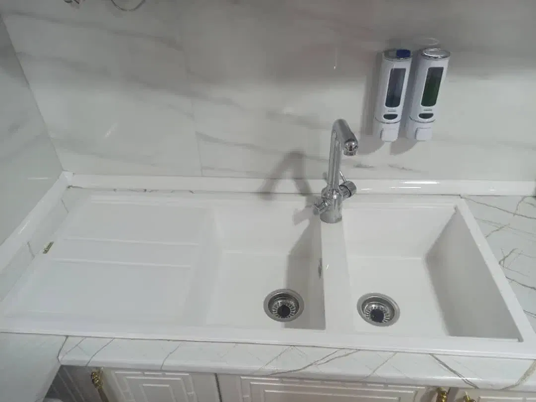 فروش سینک دوقولو سفید گرانیتی درحد نو|مصالح و تجهیزات ساختمان|شهرضا, |دیوار