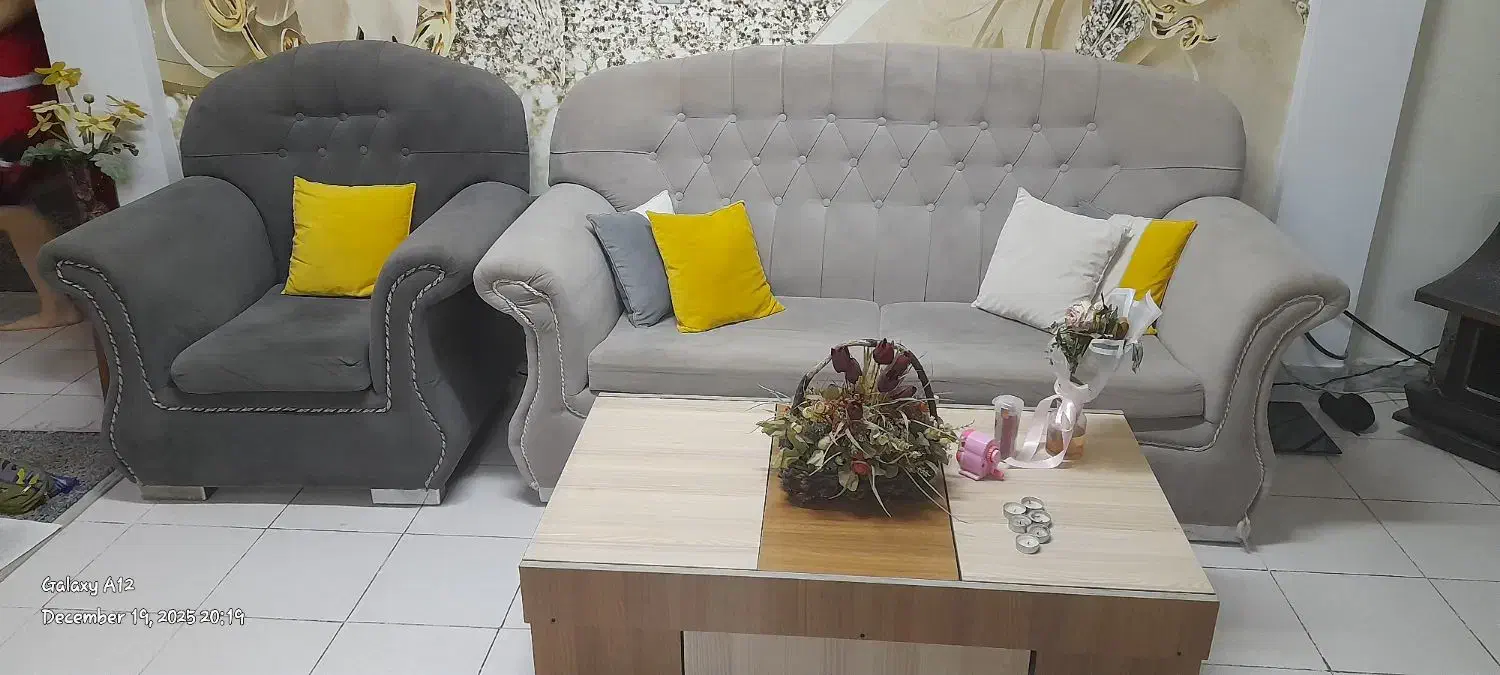 مبل|مبلمان خانگی و میز عسلی|رشت, کوی امام رضا|دیوار