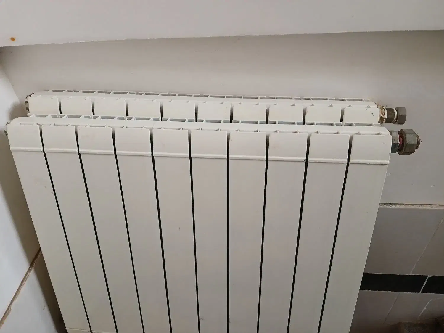 رادیاتور درحد نو و بی خط و خش و ترازو۳۰ کیلویی|آبگرمکن، پکیج، شوفاژ|سبزوار, باهنر|دیوار