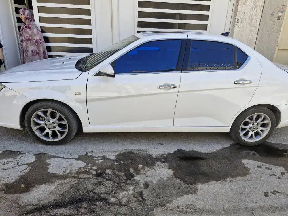 دناپلاس|خودرو سواری و وانت|اصفهان, شهرک میلاد|دیوار