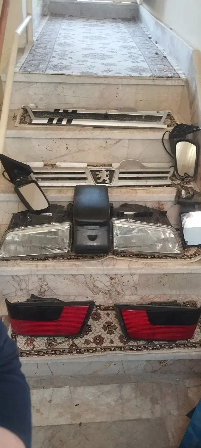 لوازم استوک و چراغ پژو نو|قطعات یدکی و لوازم جانبی|مشهد, طبرسی شمالی|دیوار