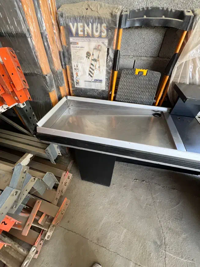 میز چک اوت موتوردار ۲/۵ متری در حد|فروشگاه و مغازه|تهران, خلیج فارس|دیوار