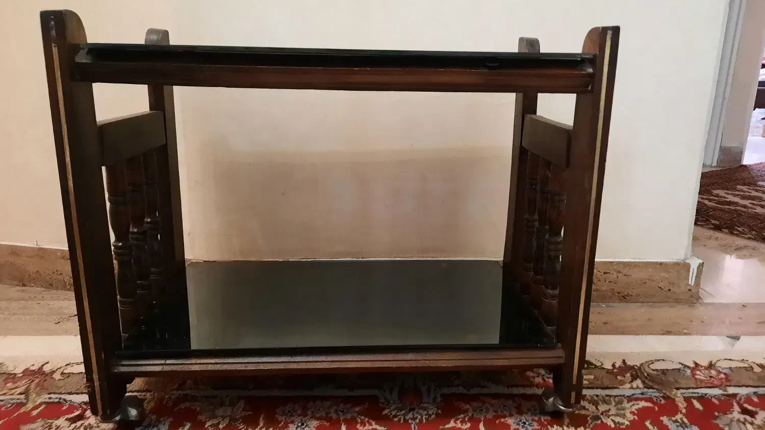 میز تلویزیون کاملا سالم|میز تلویزیون|تهران, شهرک آزمایش|دیوار