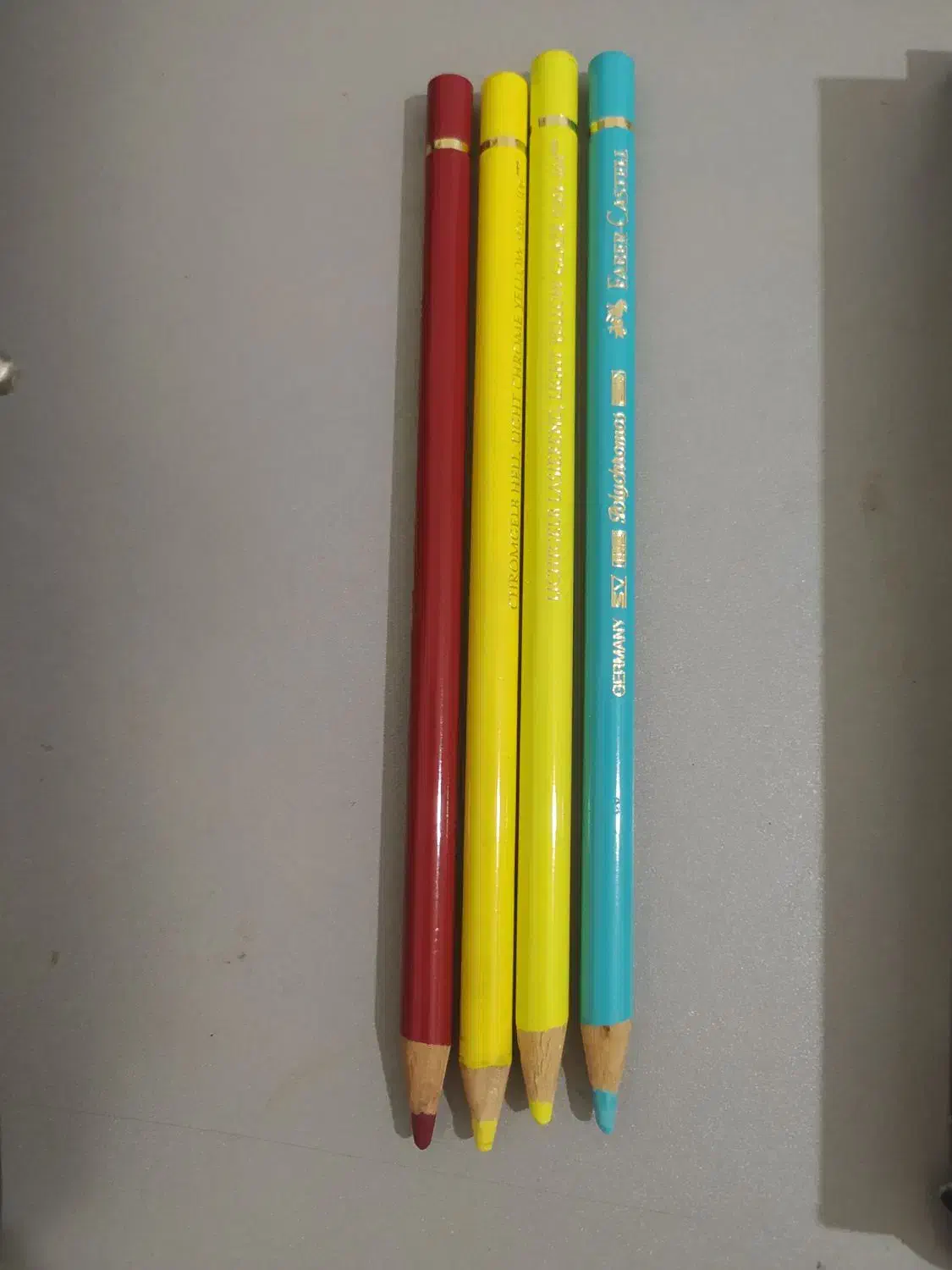 پلی کروم به صورت تک رنگ|لوازم التحریر|تهران, دکتر هوشیار|دیوار