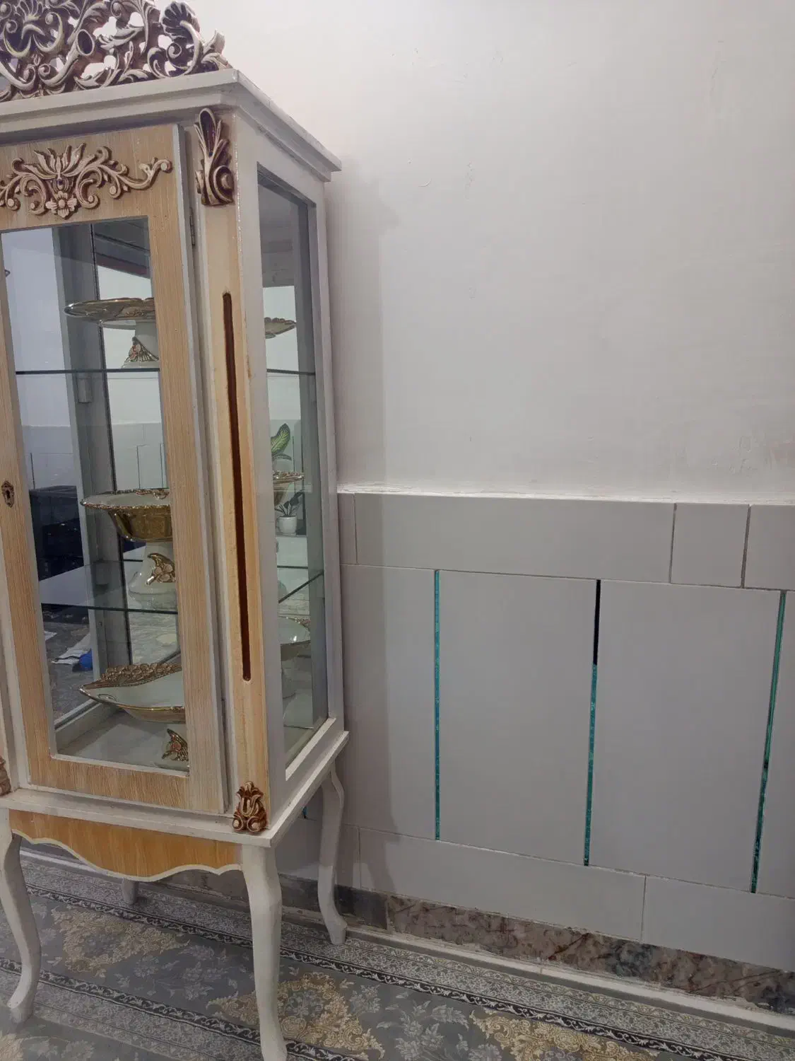 ویترین|بوفه، ویترین، کنسول|اصفهان, حصه جنوبی|دیوار