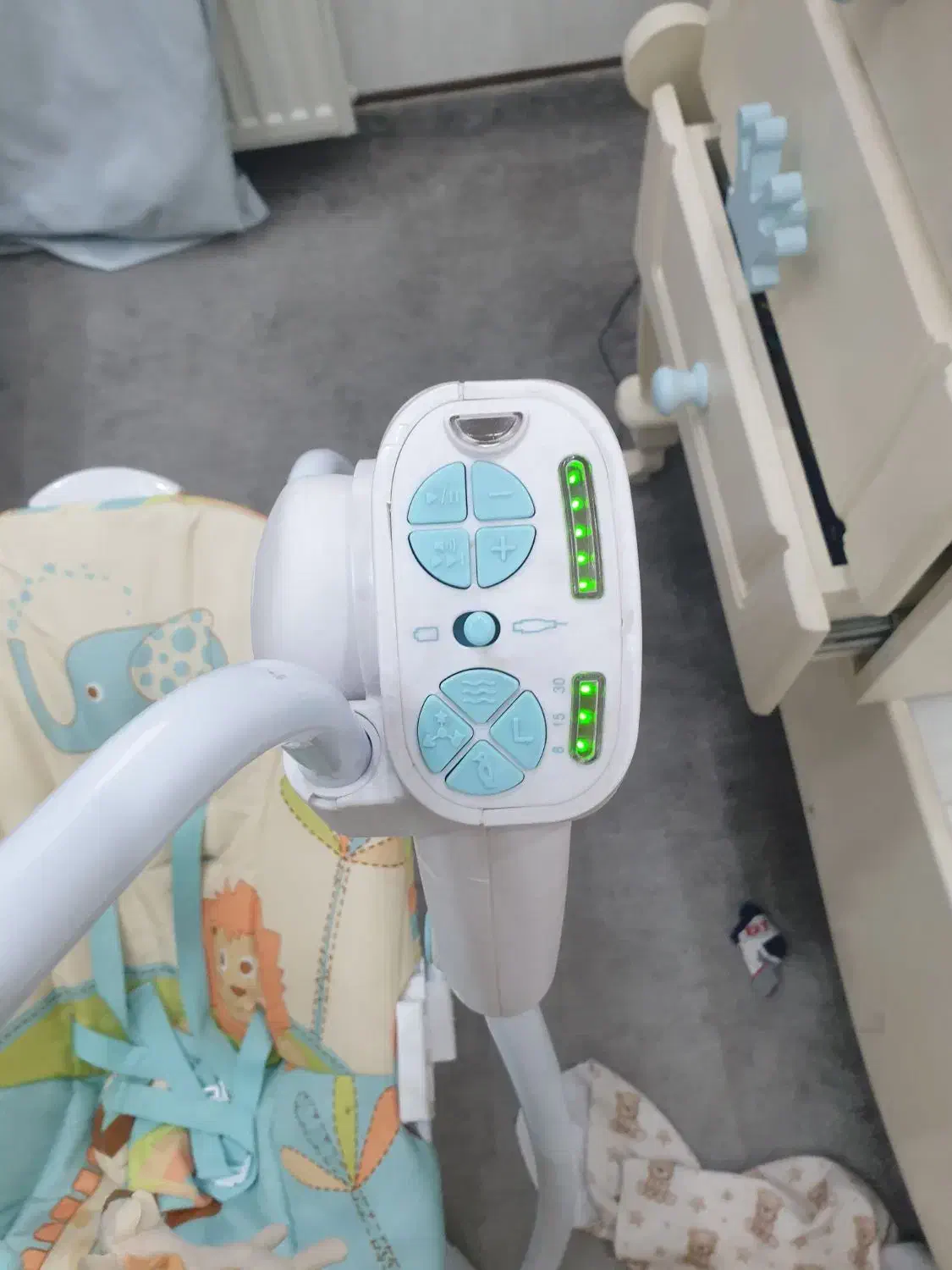 تاپ برقی و واکر|اسباب و اثاث بچه|تهران, تهران‌نو|دیوار