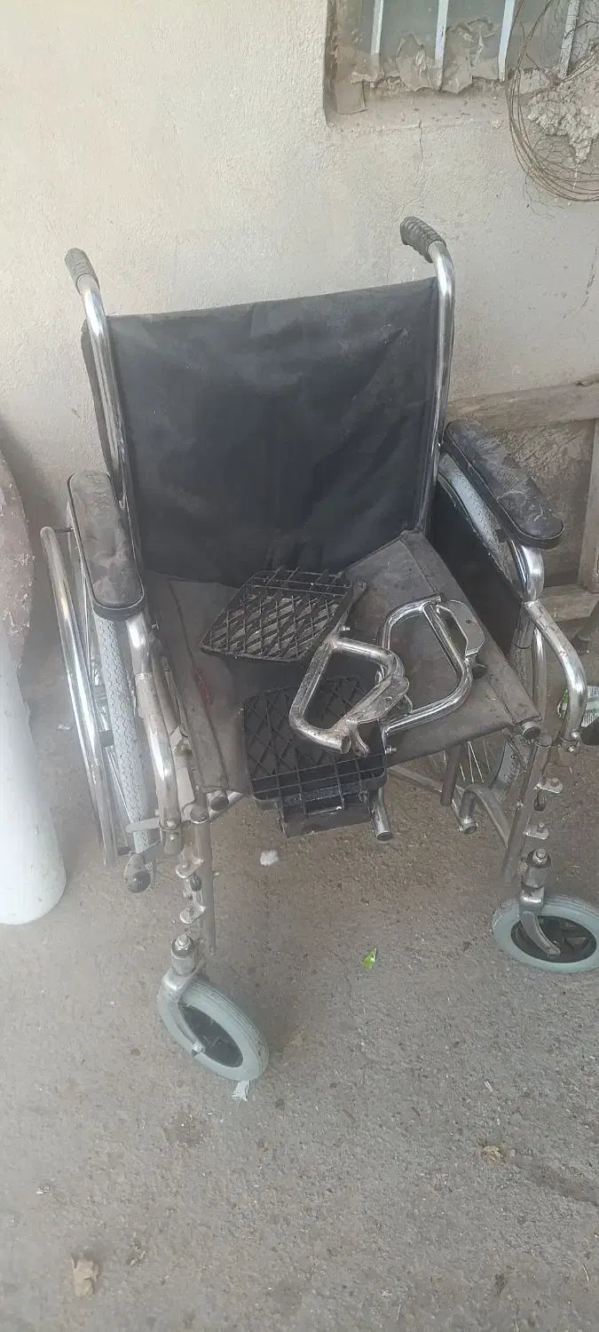 تجهیزات پزشکی|پزشکی|خوی, |دیوار