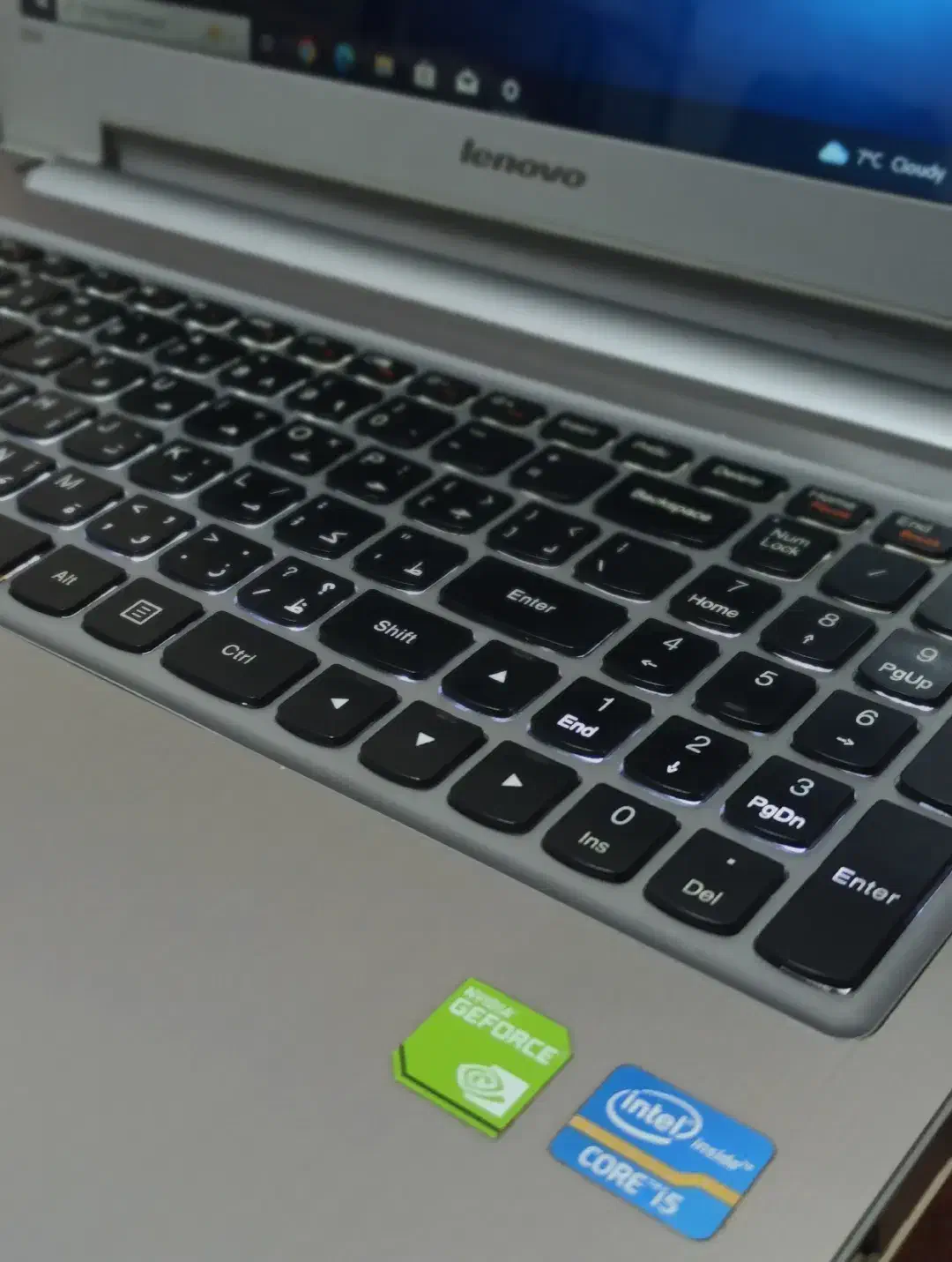 لب تاب|رایانه همراه|خرم‌آباد, |دیوار