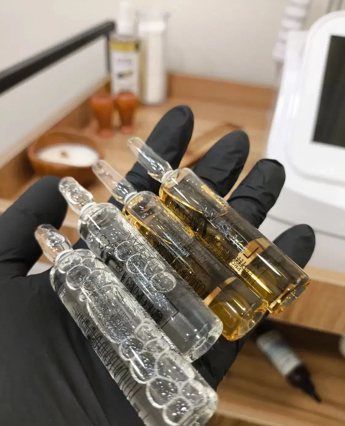 لوازم کامل اسکالپ تریتمنت|آرایشگاه و سالن‌های زیبایی|زنجان, |دیوار