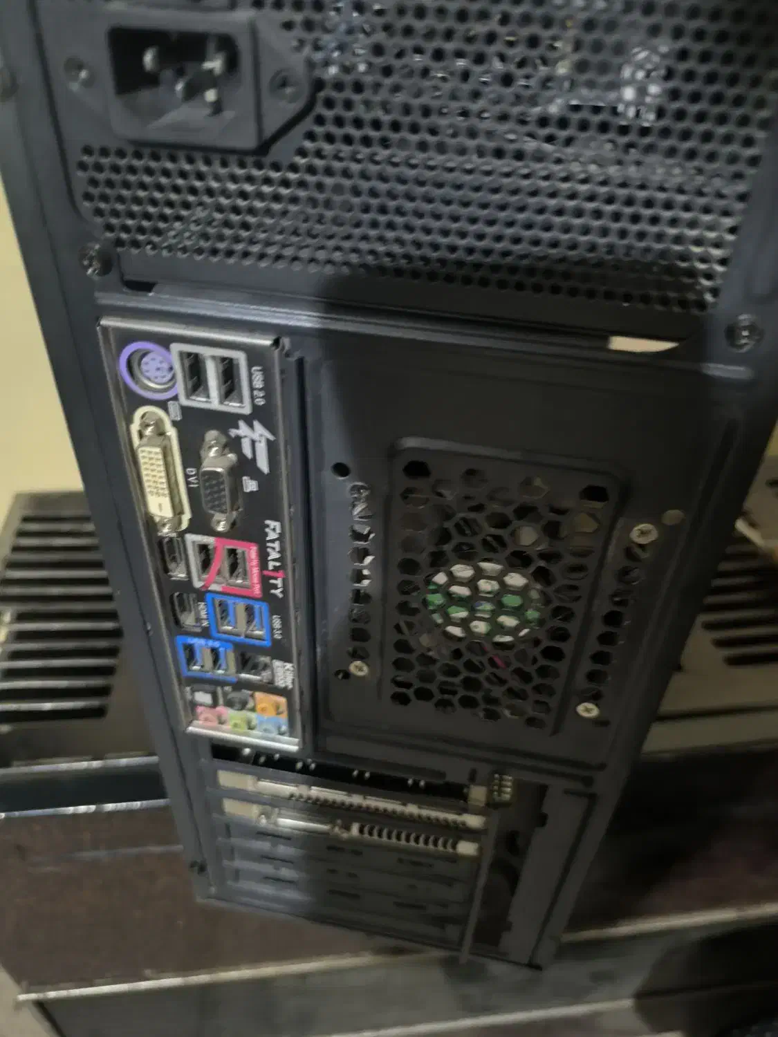 دو عدد کامپیوتر|رایانه رومیزی|اصفهان, بهرام‌آباد|دیوار