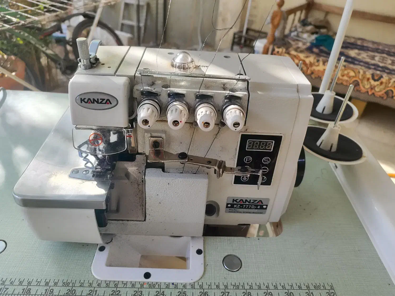 سردوز کانزا چهار نخ|چرخ خیاطی و ریسندگی|آبیک, |دیوار