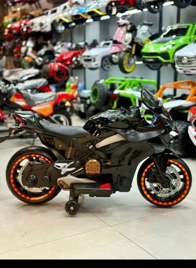 موتور شارژی  BMW مشکی وقرمز  اقساطی|اسباب‌‌بازی|همدان, |دیوار