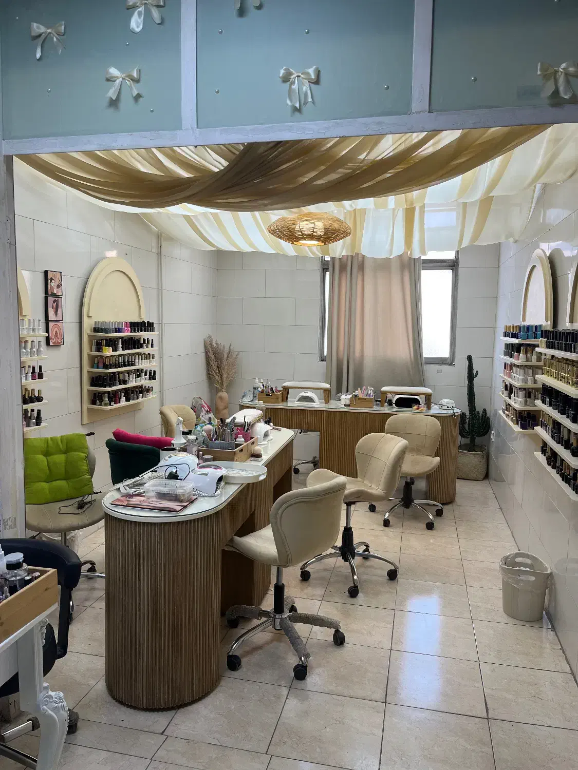 کاشت ناخن|خدمات آرایشگری و زیبایی|تهران, مسعودیه|دیوار