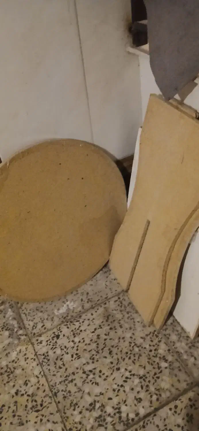 میز خاطره در حد نو|کلکسیون اشیاء عتیقه|محمدشهر, ولدآباد|دیوار