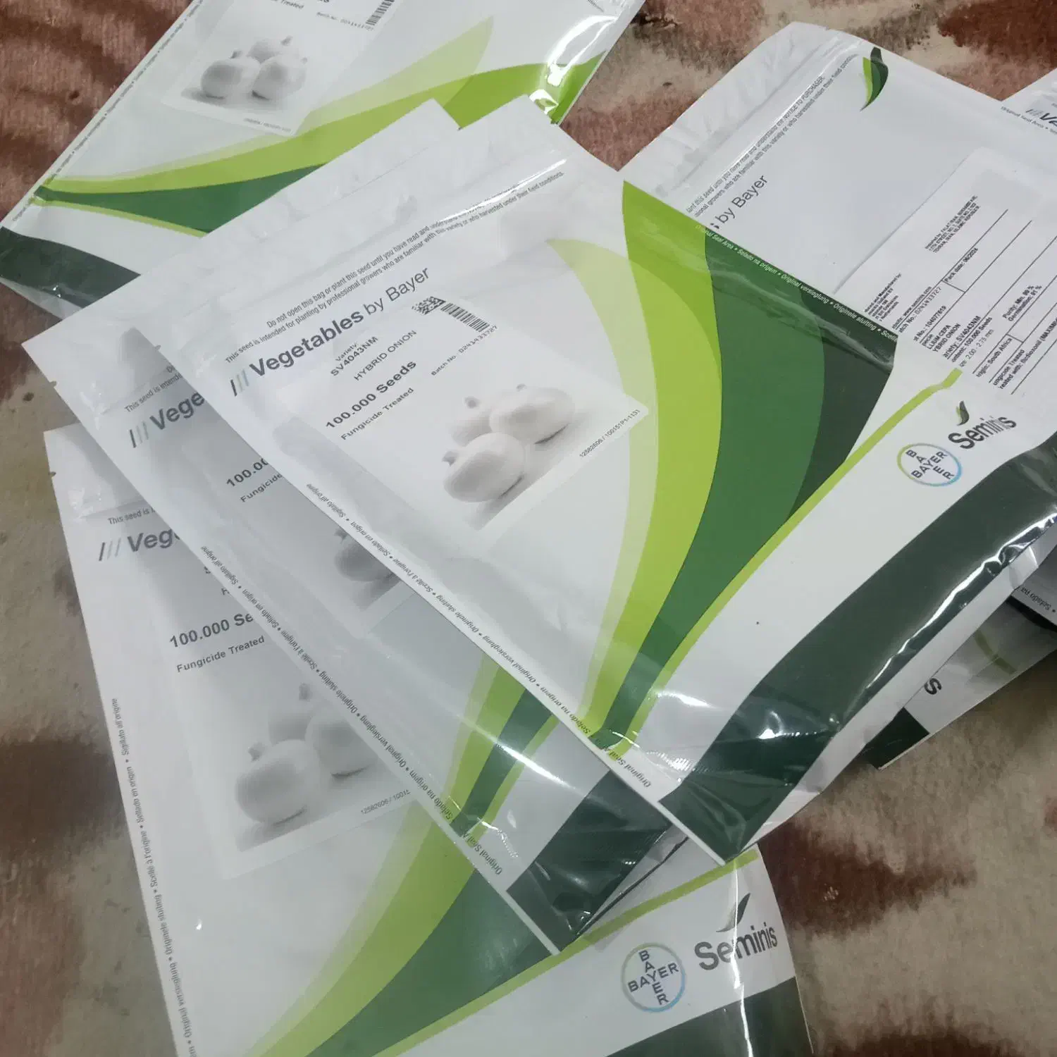 بذر 4043|خدمات باغبانی و درختکاری|جیرفت, |دیوار