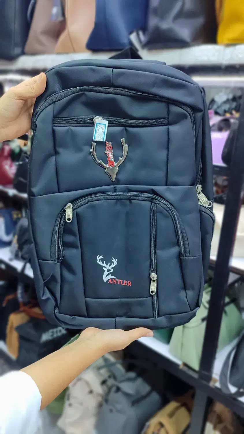 کوله مدرسه|کیف، کفش، کمربند|شوشتر, |دیوار