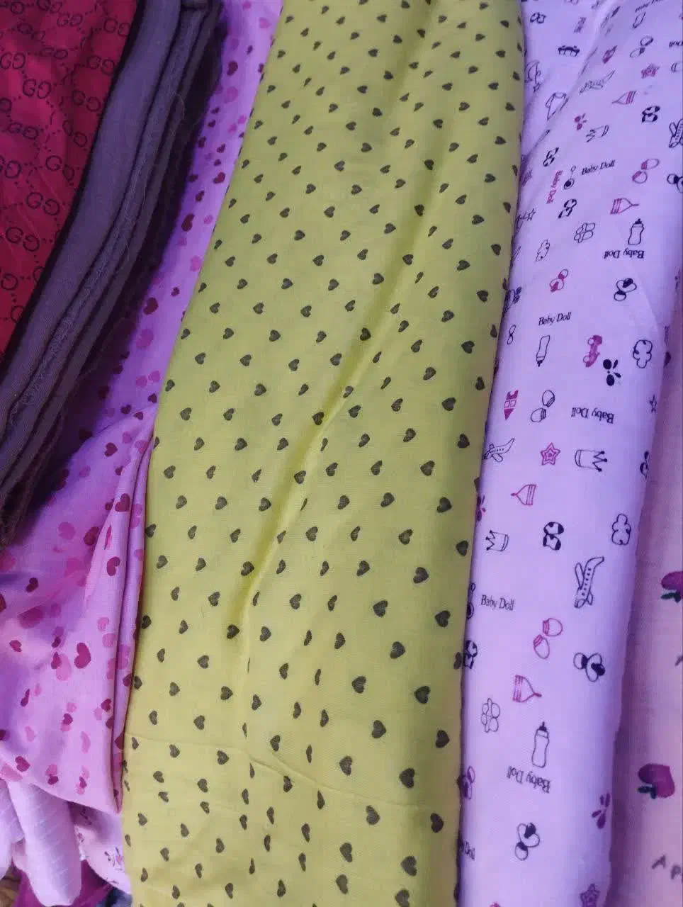 پارچه لباس زیر کیلویی|لباس|اندیشه, اندیشه فاز ۱|دیوار