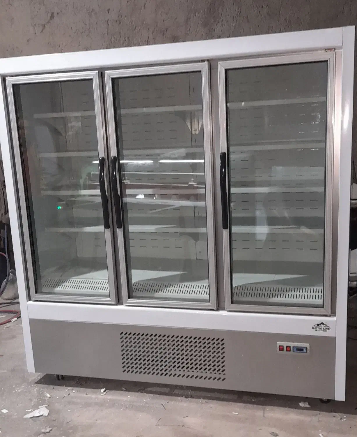یخچال صنعتی سوپری  فروشگاهی و ایستاده|فروشگاه و مغازه|تبریز, |دیوار