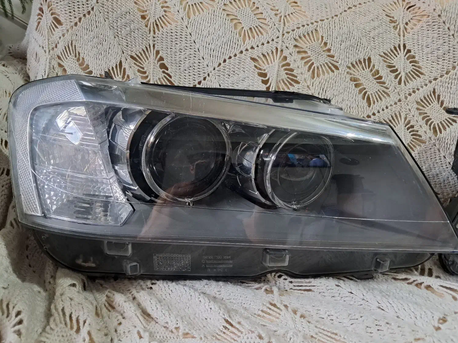 چراغ و سپر Bmw|قطعات یدکی و لوازم جانبی|شیراز, معالی‌آباد|دیوار