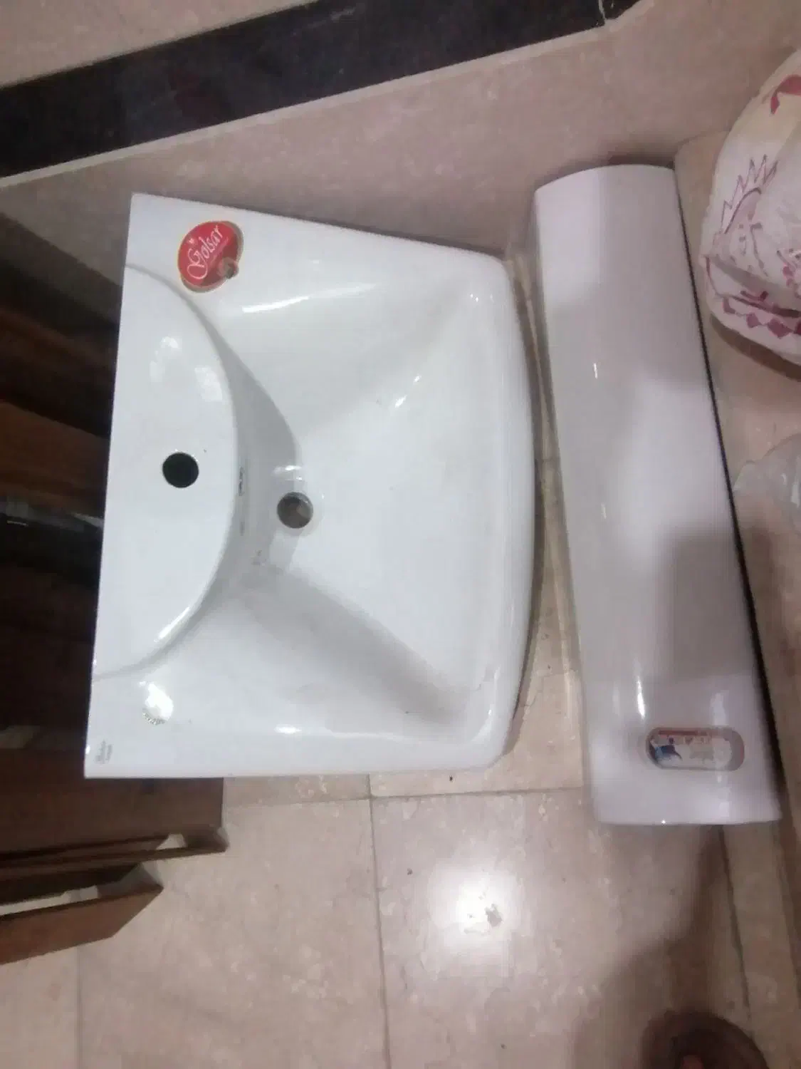 روشویی پایه دار گلسار|مصالح و تجهیزات ساختمان|سنندج, |دیوار