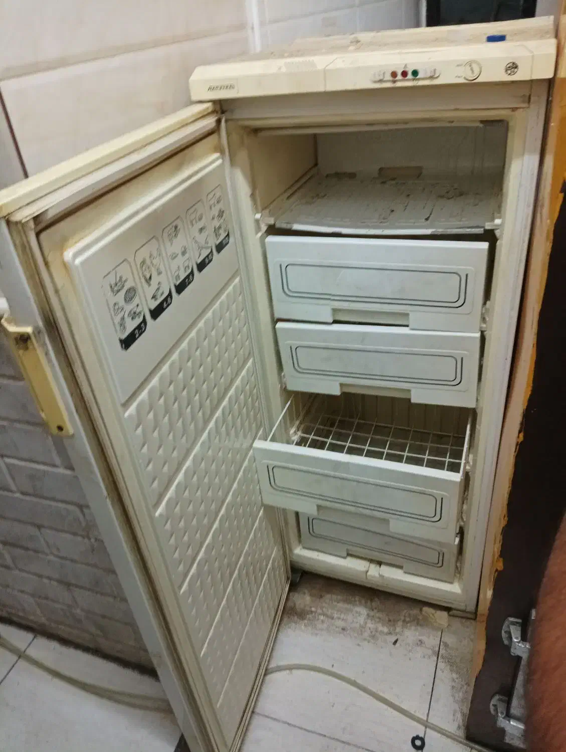 لوازم فست فود|کافی‌شاپ و رستوران|قم, امامزاده ابراهیم|دیوار