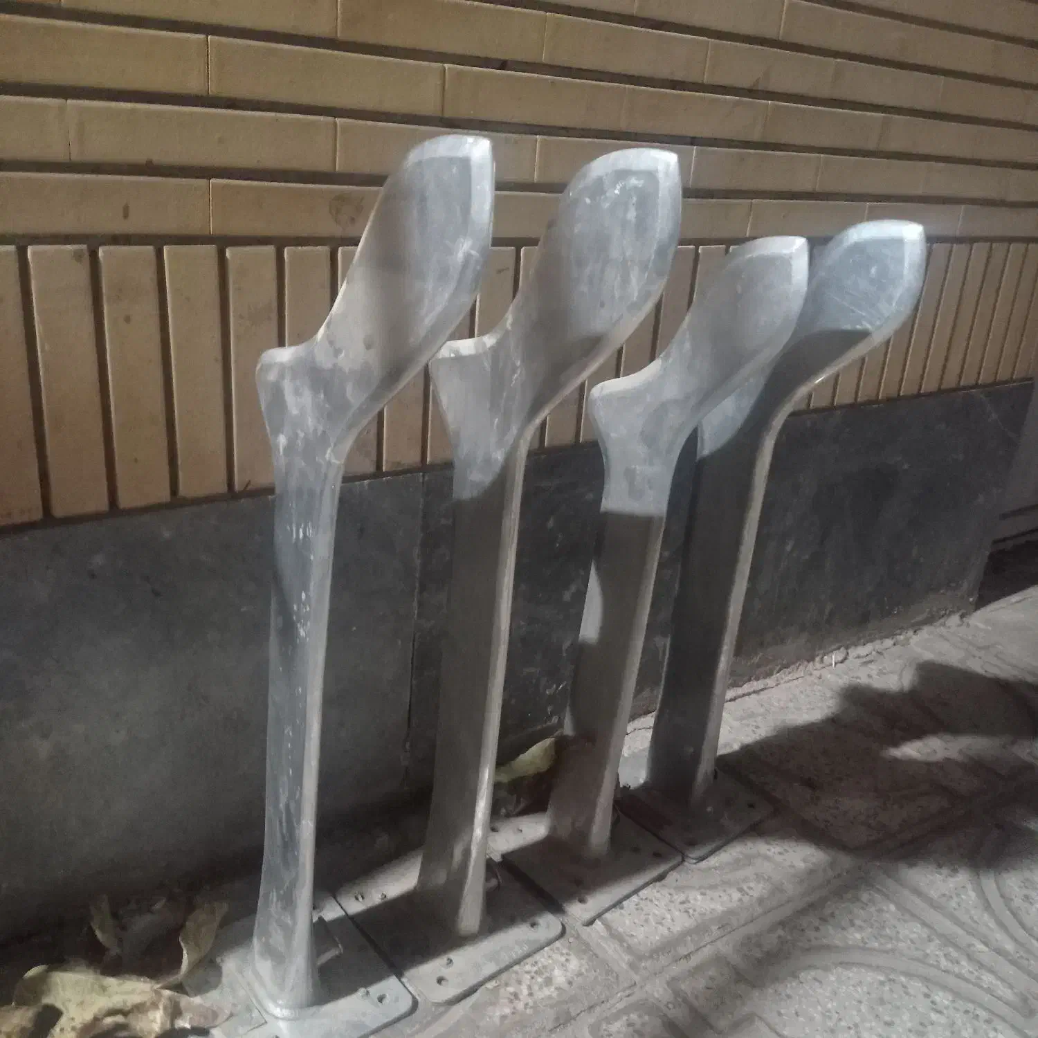 اتو جوراب|لباس|لنجان, |دیوار