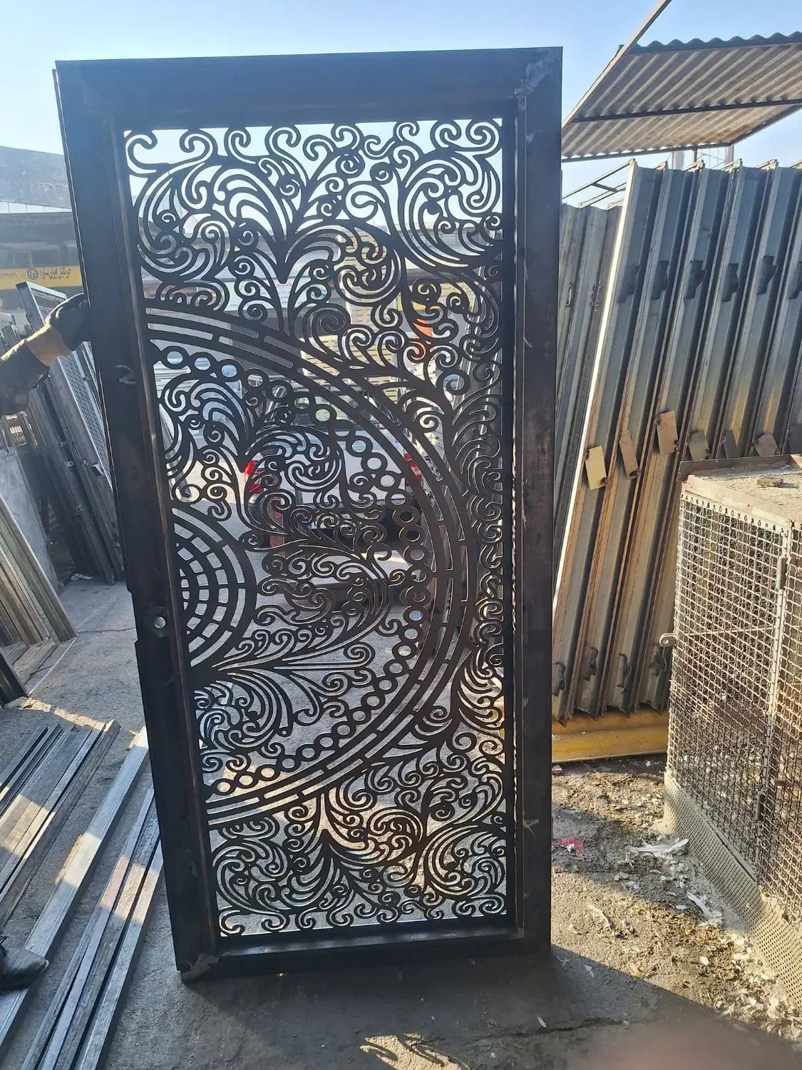 کارگر|استخدام صنعتی، فنی، مهندسی|ری, بازار آهن|دیوار