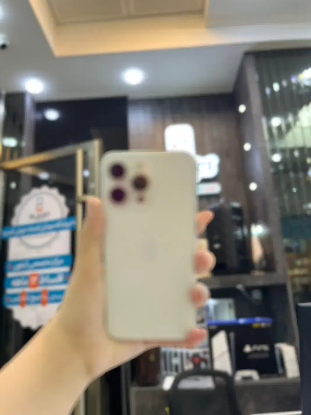 اپل 15proسفید|موبایل|اصفهان, احمدآباد|دیوار