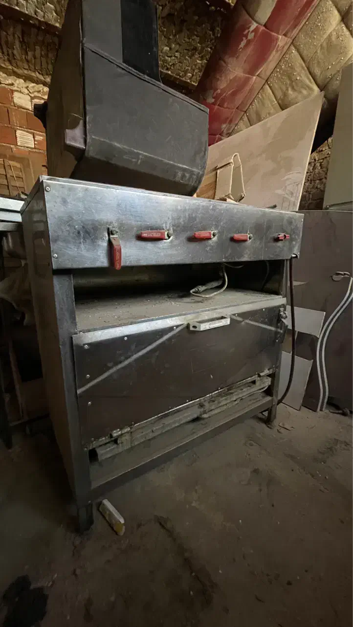 گاز با فر و سرخ کن مناسب کافهوصبحانهای وفرپیتزا|کافیشاپ و رستوران|کرمان, |دیوار