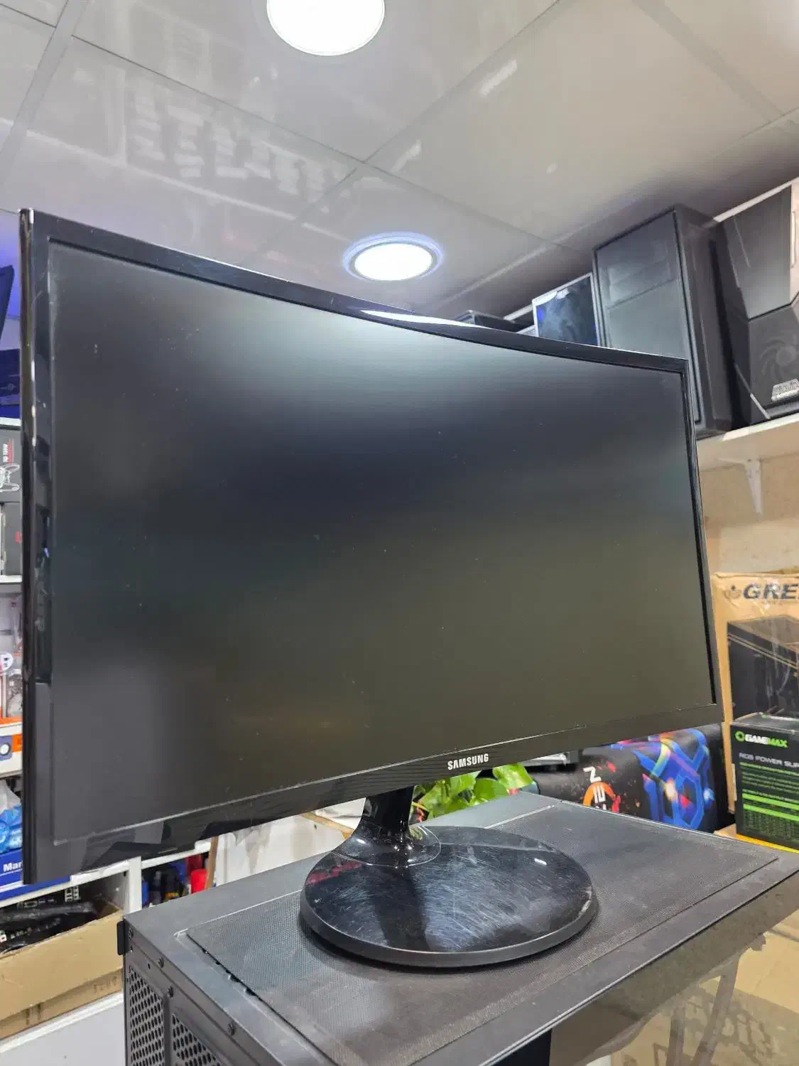 مانیتور سامسونگ CF390 خمیده|قطعات و لوازم جانبی رایانه|ورامین, ورامین|دیوار