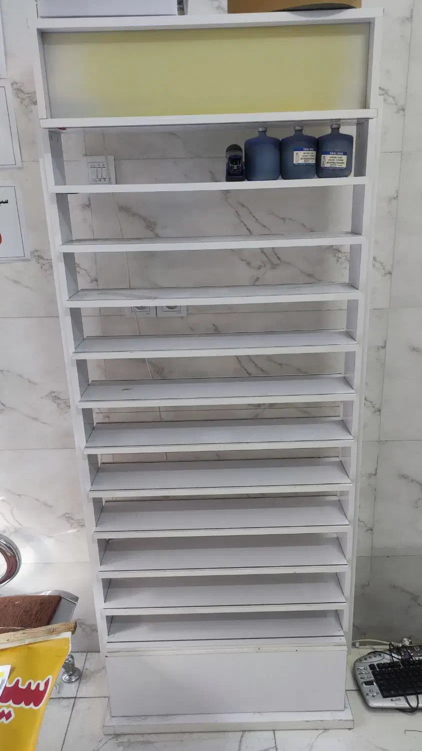 ویترین شلف|کتابخانه، شلف، قفسههای دیواری|تهران, نارمک جنوبی|دیوار