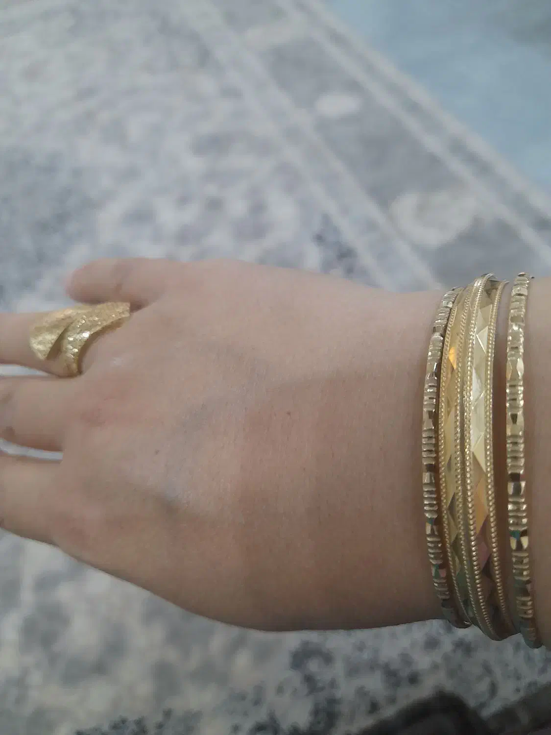 النگوزیباونو|جواهرات|ایلام, |دیوار