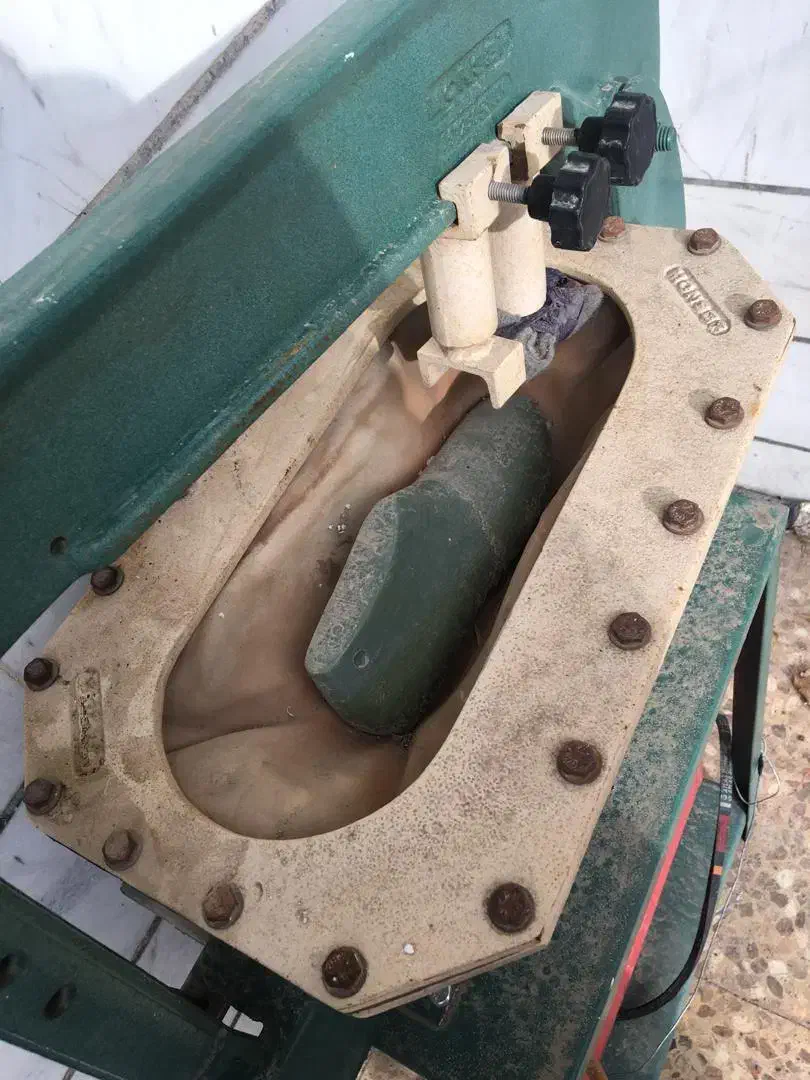 دستگاه پرس کفش با پمپ برقی و ۴طاقه یوف درجه ۱|ماشین‌آلات صنعتی|کوهدشت, |دیوار