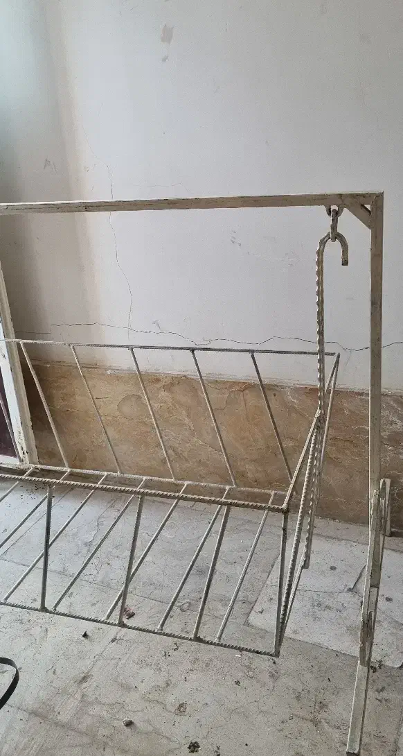 گهواره آهنی|اسباب و اثاث بچه|کوهدشت, |دیوار