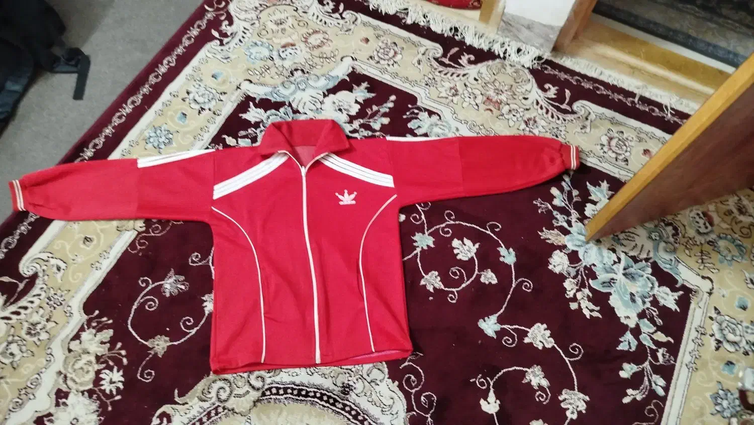 گرمکن ورزشی|لباس|علی‌آباد کتول, |دیوار