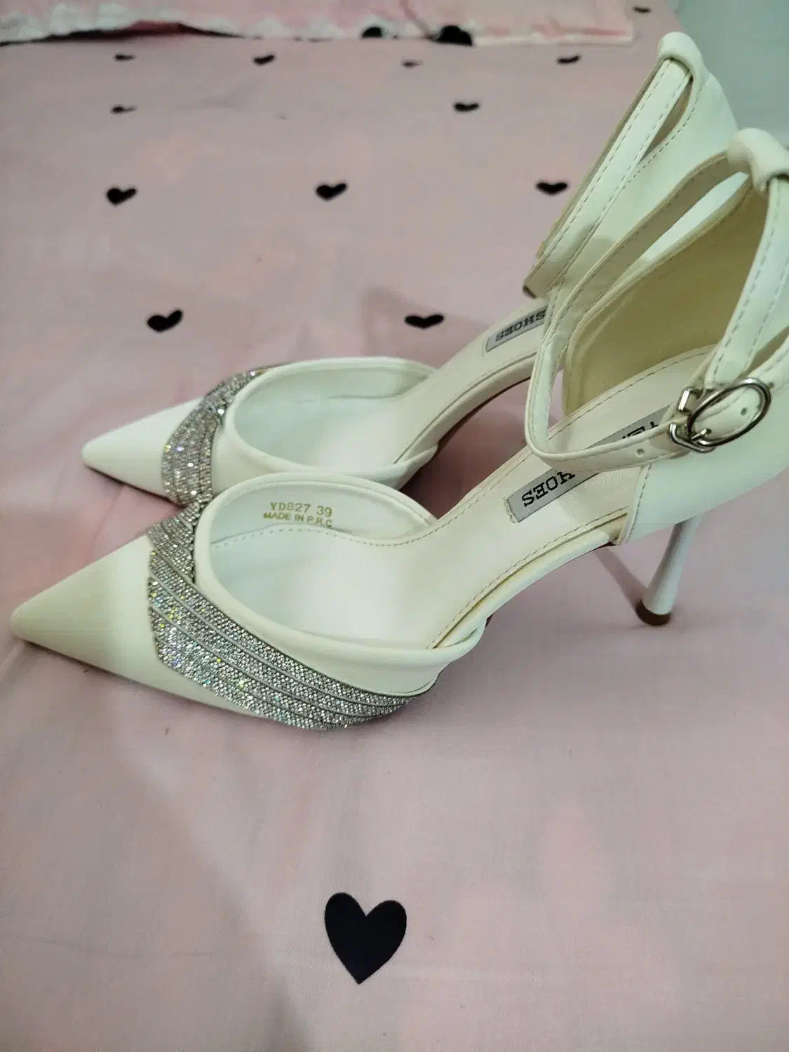 کفش مجلسی|کیف، کفش، کمربند|گنبد کاووس, |دیوار