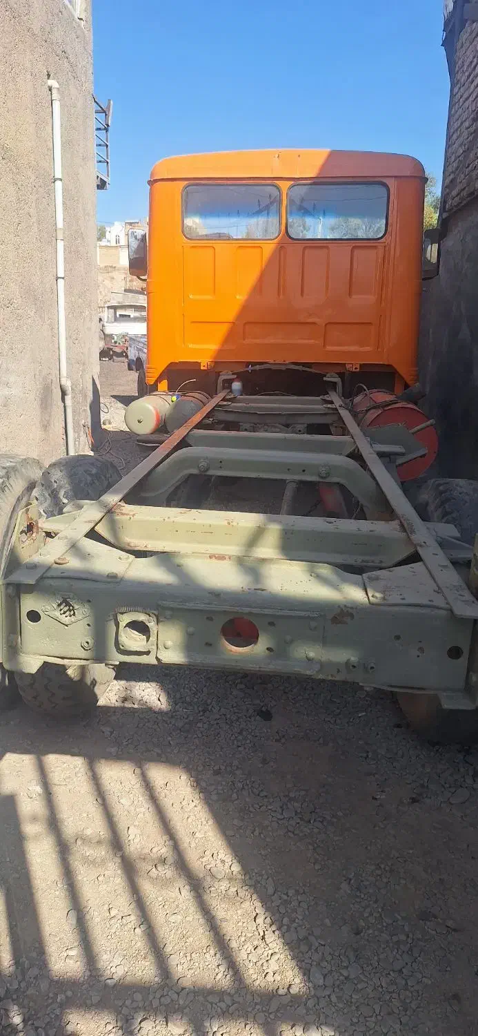 مزایده ماشین های ارتش ۹۱۱ونیسان|خودرو سنگین|کهریزک, |دیوار