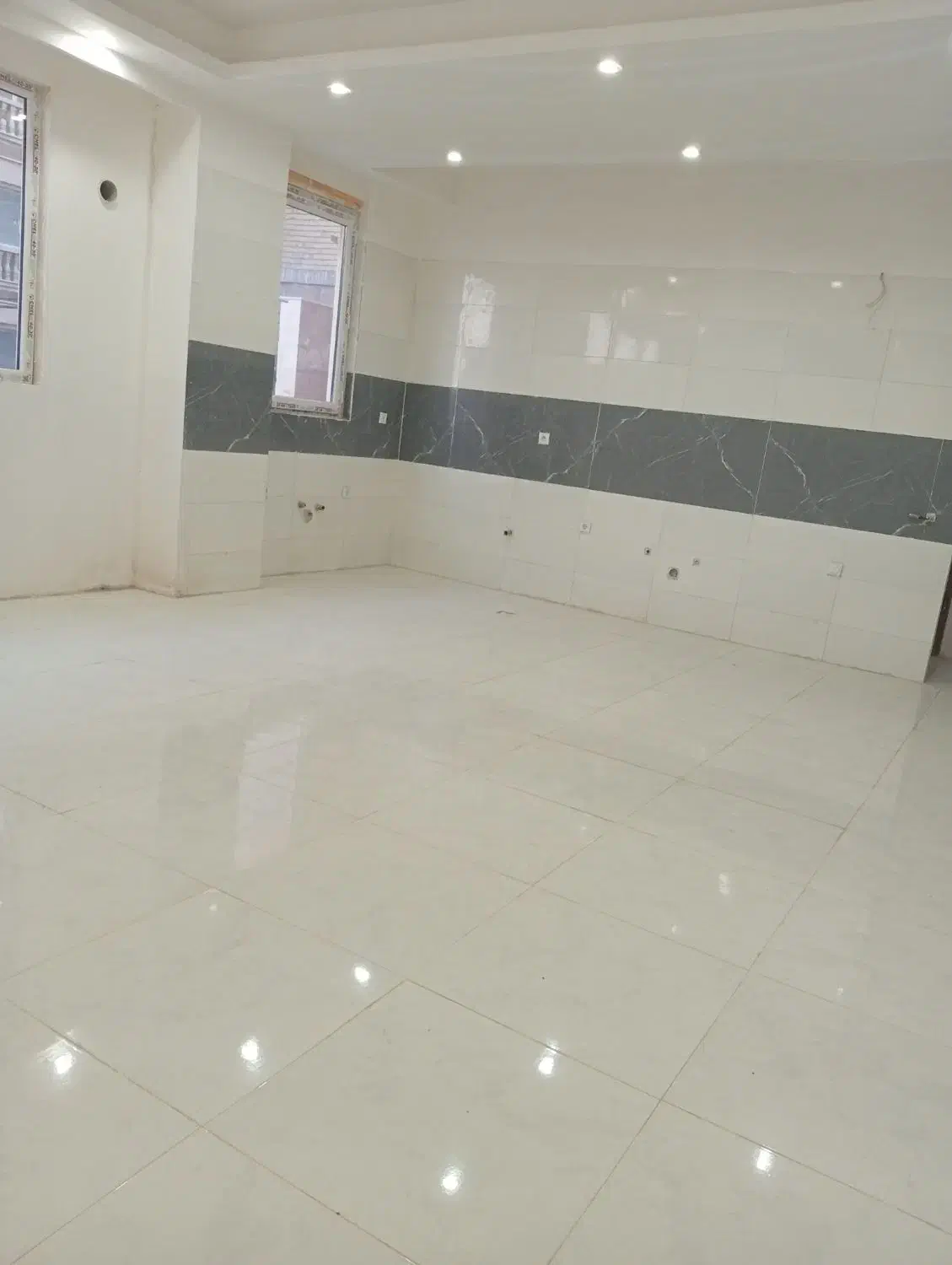 76متر شهرک فرمانیه با حیاط اختصاصی سند|فروش آپارتمان|محمدشهر, سیدآباد|دیوار