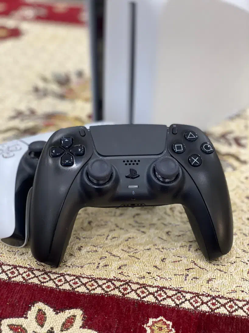 Ps5 اسلیم دیسک خور به همراه دو دسته|کنسول، بازی ویدئویی و آنلاین|بندر کنگان, |دیوار