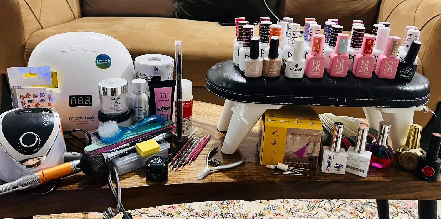 فروش وسایل کاشت ناخن|آرایشگاه و سالن‌های زیبایی|جیرفت, |دیوار