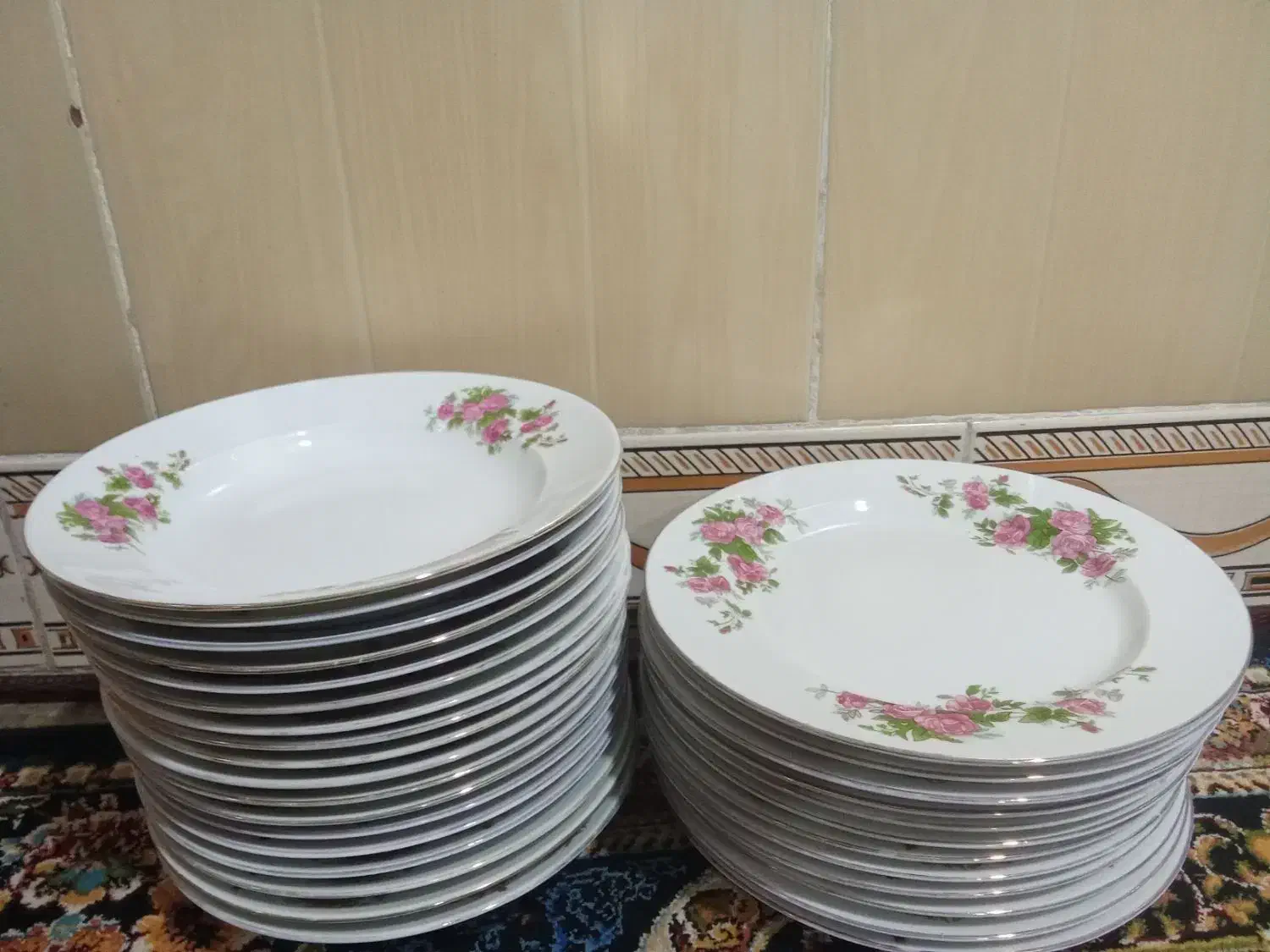 بشقاب چینی|ظروف سرو و پذیرایی|بروجرد, |دیوار