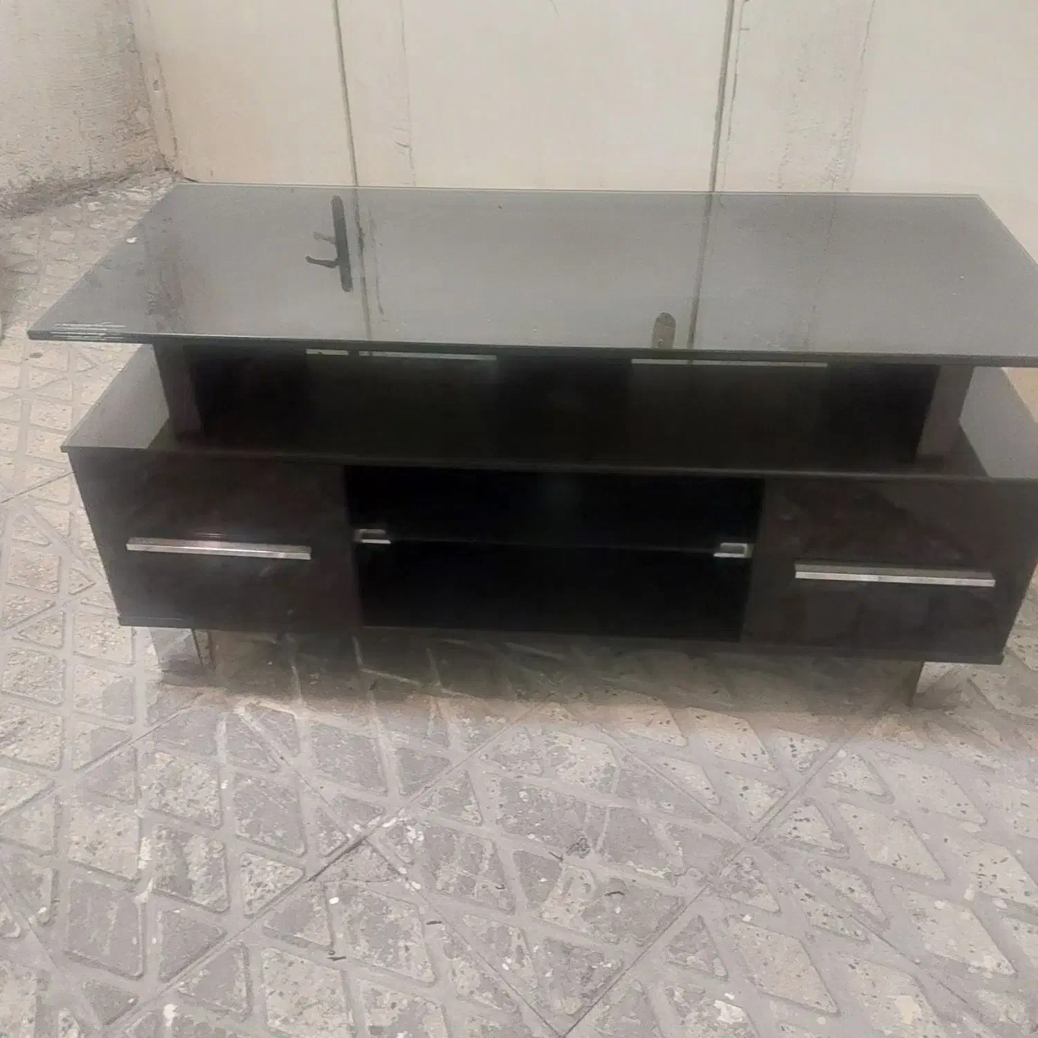 میز تلویزیون شیشه ای مشکی|میز تلویزیون|تهران, امیرآباد|دیوار