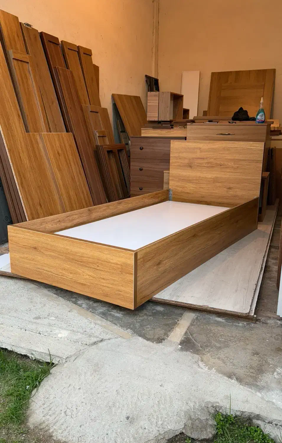 تخت یکنفره قیمت مناسب|تخت و سرویس خواب|تنکابن, |دیوار