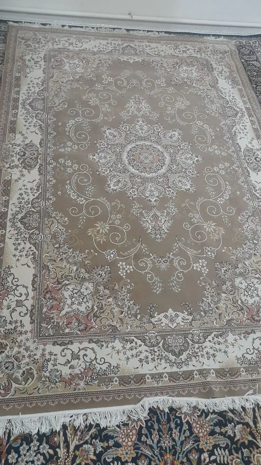 یک عدد فرش شش متری نگین مشهد|فرش|قدس, شهرقدس|دیوار