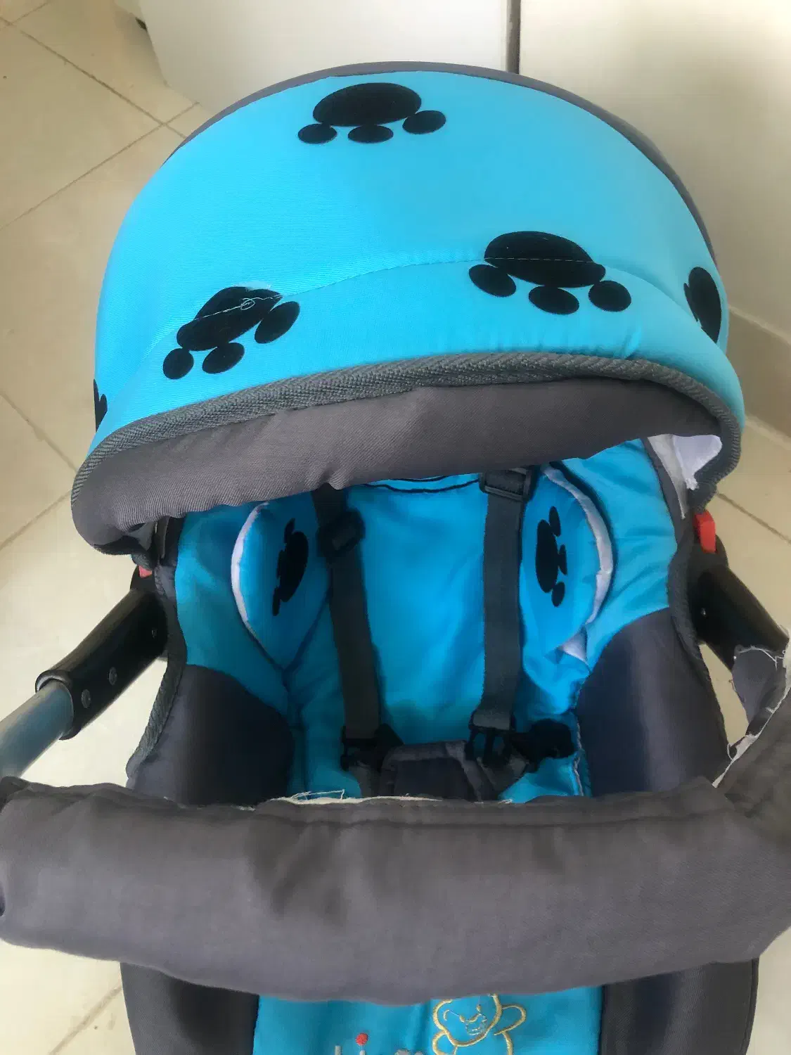 کریر|کالسکه و لوازم جانبی|چهارباغ, |دیوار