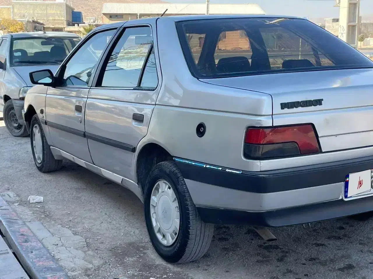 پژو۴۰۵ تمیز مناسب مصرف کننده|خودرو سواری و وانت|شیراز, شاه قلی بیگی|دیوار