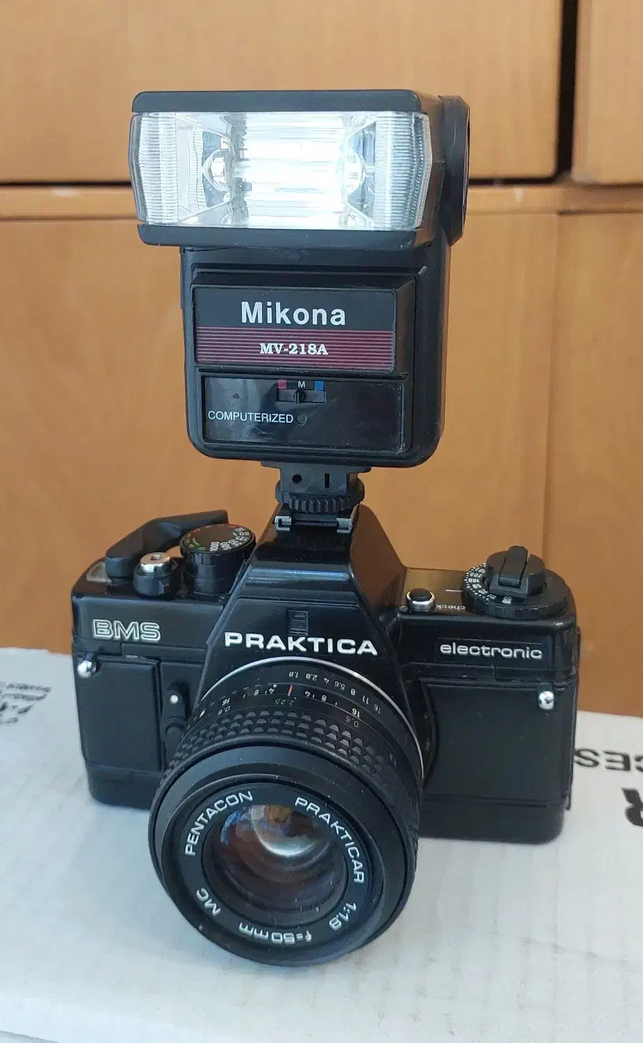 دوربین عکاسی پراکتیکا با فلاش|دوربین عکاسی و فیلمبرداری|اراک, |دیوار