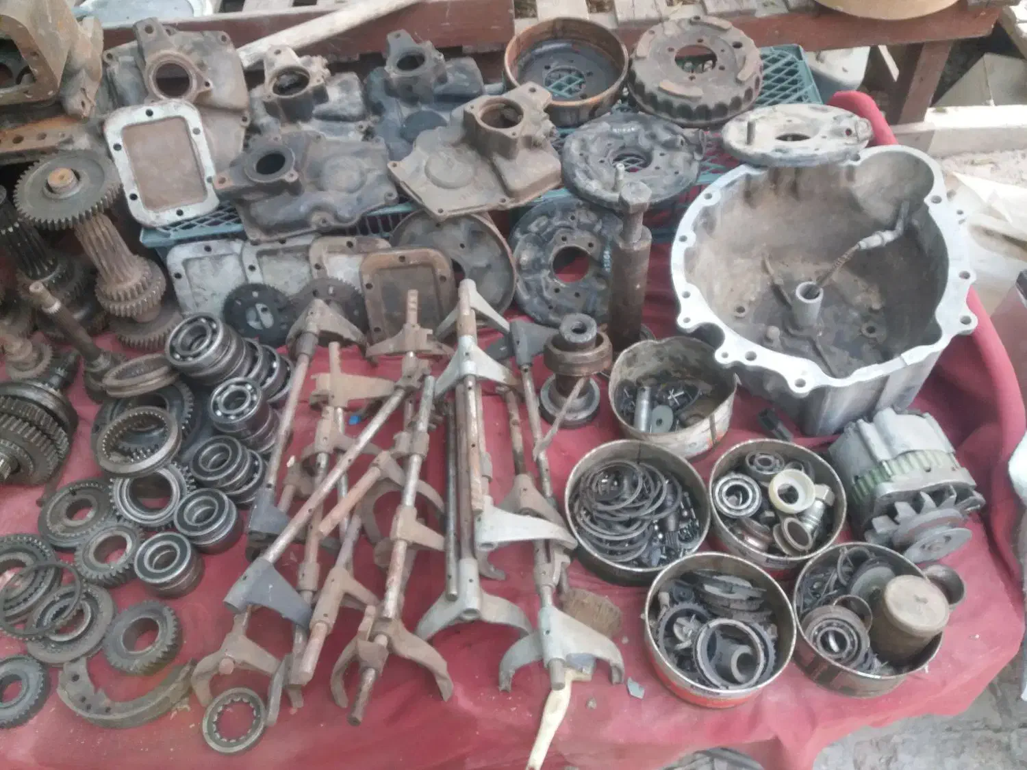 گیر بوکس ایسوزو ۵و۲۰۰|قطعات یدکی و لوازم جانبی|کازرون, |دیوار